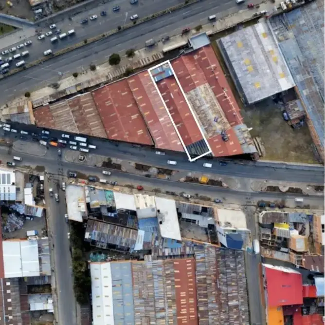 Foto de GALPON EN VENTA DE DOS NIVELES CON OFICINAS AV 6 DE MARZO
