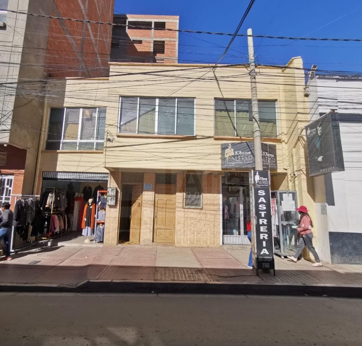 Foto de 🏡 DEPARTAMENTO EN ANTICRÉTICO – ZONA COMERCIAL