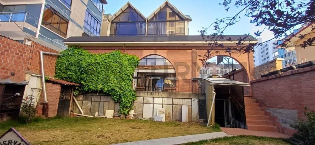 Foto de CASA COMERCIAL EN ALQUILER EN SOPOCACHI | 490 M² | BS 25.000