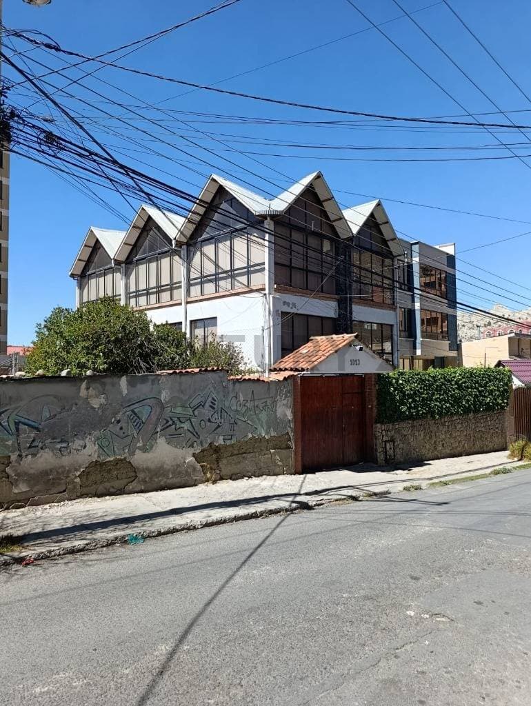 Foto de CASA COMERCIAL EN ALQUILER EN SOPOCACHI | 490 M² | BS 25.000
