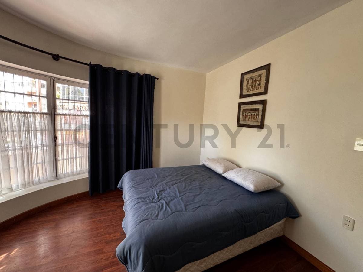 Foto de Departamento amoblado en plena plaza Isabel la Catolica