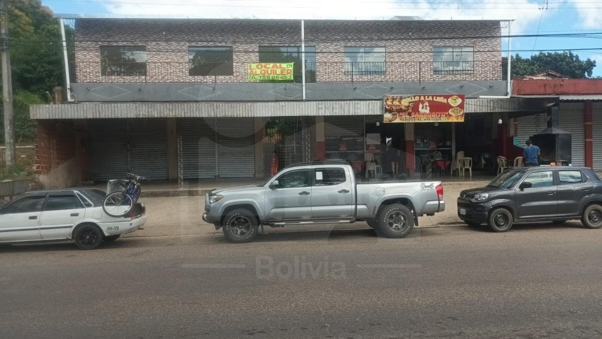 Foto de Local Comercial, en Oeste, Santa Cruz