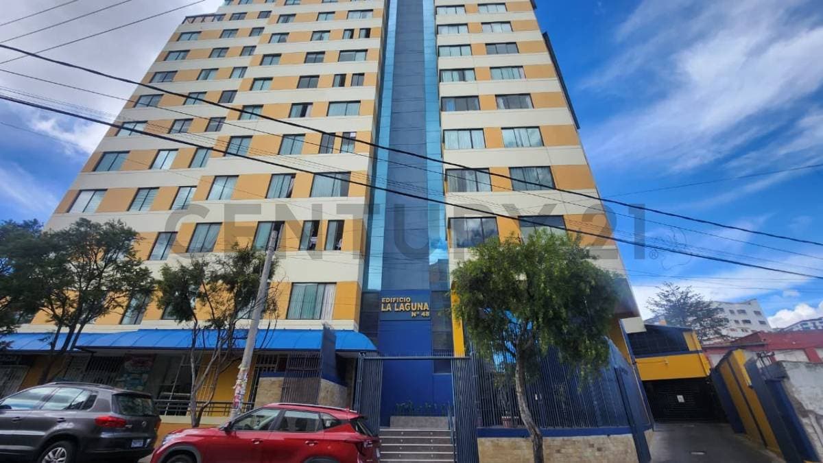 Foto de DEPARTAMENTO DE 1 DORMITORIO EN VENTA CON PARQUEO – COTA COTA C/30