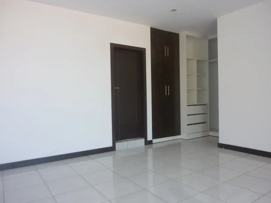 Foto de Casa amplia de lujo, en barrio Alto SENAC - ciudad de Tarija