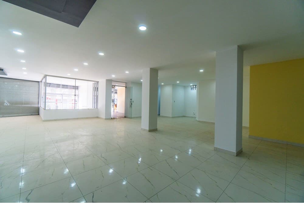 Foto de LOCAL COMERCIAL EN ALQUILER EXCELENTE UBICACION