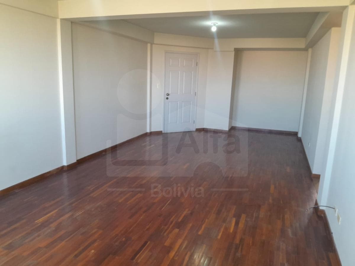 Foto de Departamento en Venta Zona Sarco - Condominio Valle Sarco