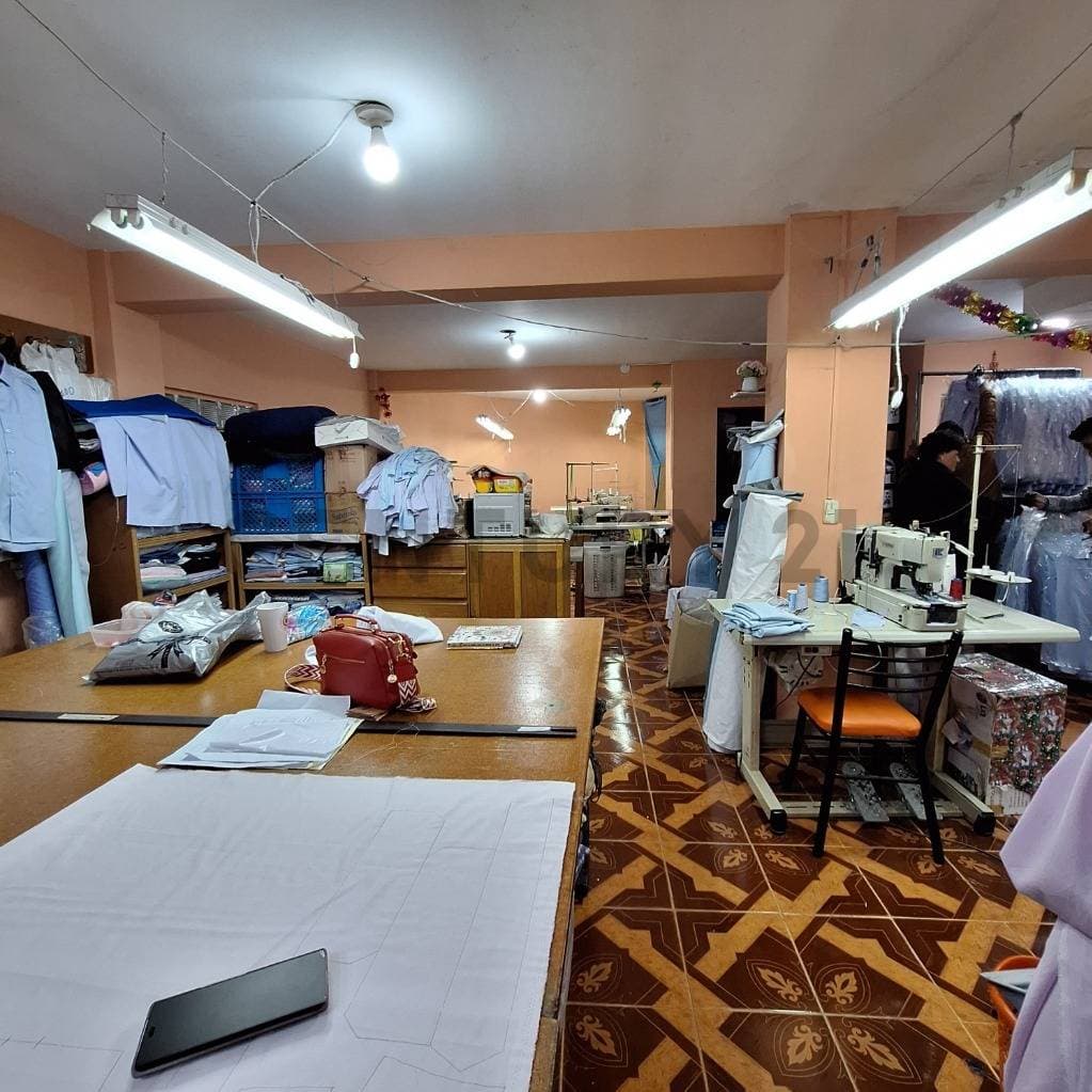 Foto de VENTA DE TALLER, DEPOSITO O SALON DE EVENTOS CENTRO DE LA PAZ