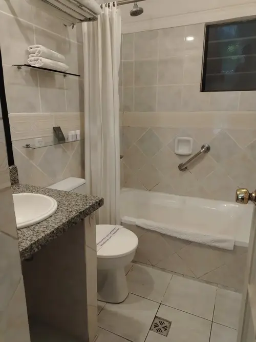 Foto de DEPARTAMENTO EN ANTICRÉTICO - CONDOMINIO BUGANVILLAS