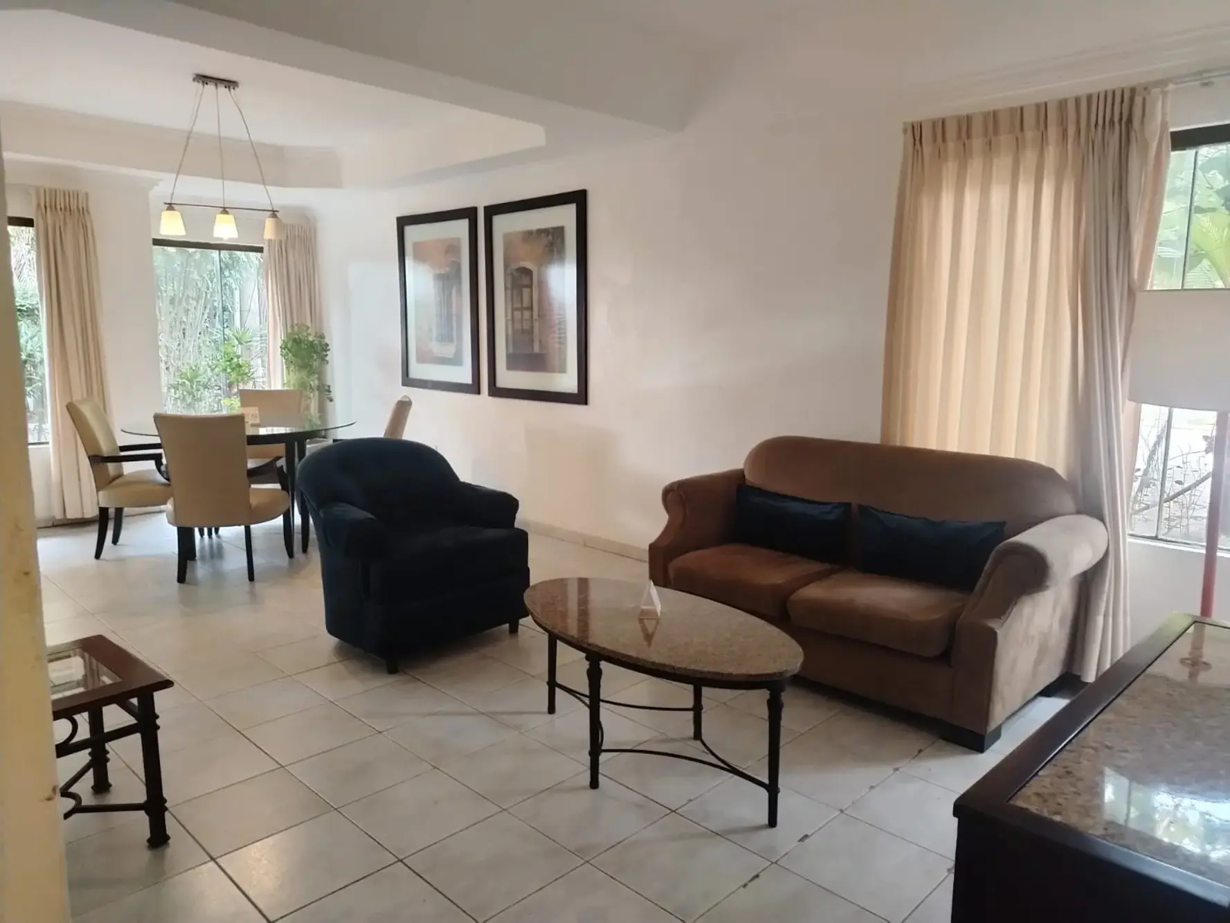 Foto de DEPARTAMENTO EN ANTICRÉTICO - CONDOMINIO BUGANVILLAS