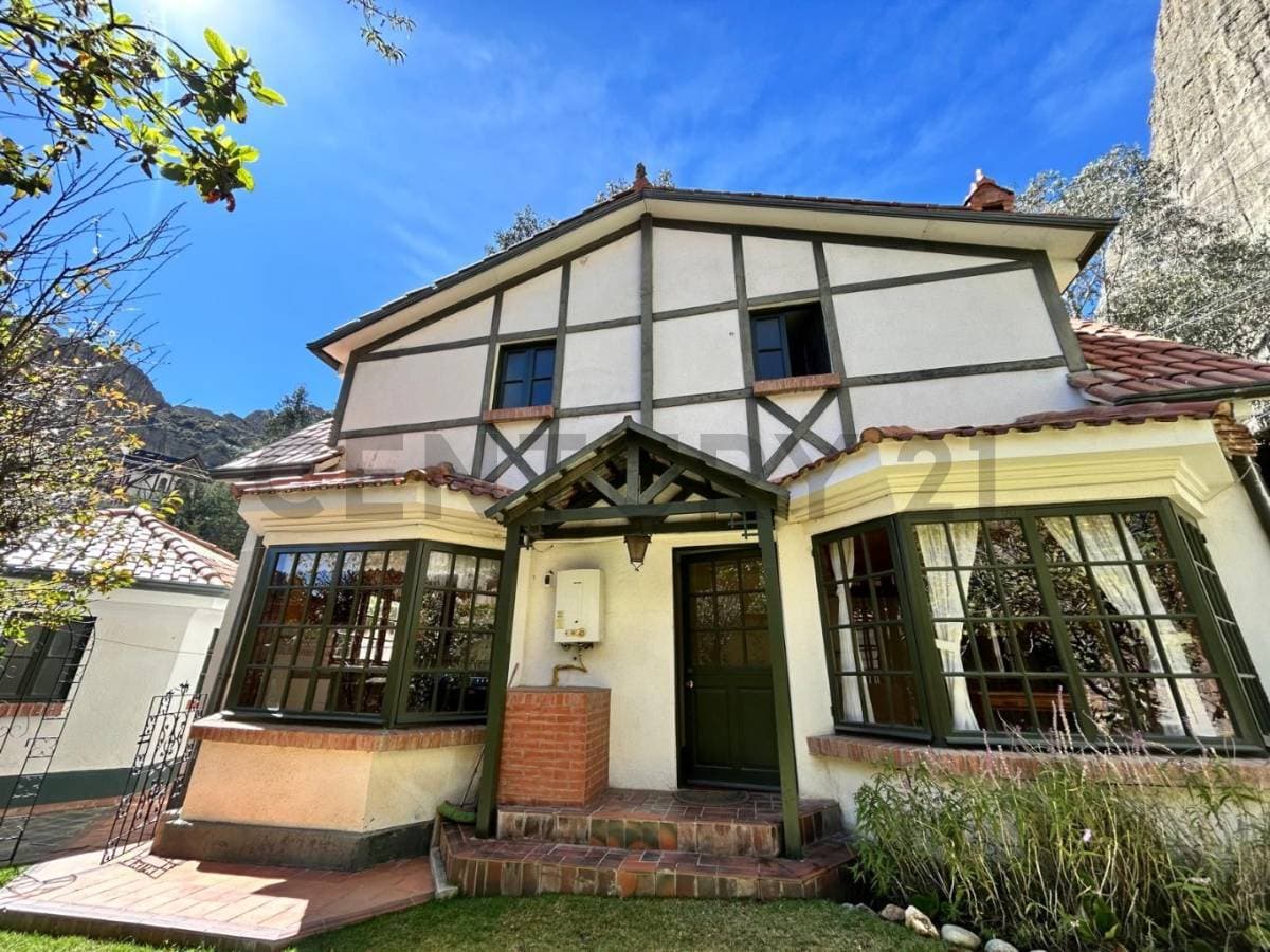 Foto de BONITA CASA EN ALQUILER EN ACHUMANI EN URBANIZACION PRIVADA PAMIRPAMPA