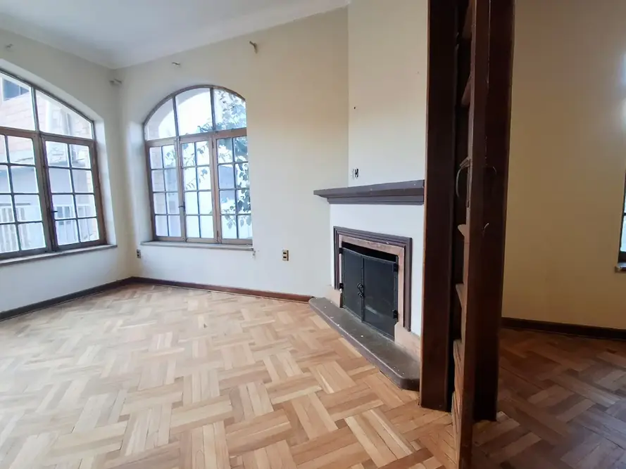 Foto de CASA EN ANTICRÉTICO – OBRAJES, CALLE 7 (ZONA SUR)