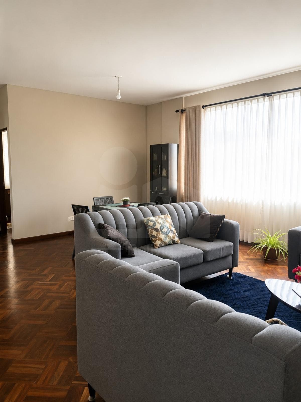 Foto de DEPARTAMENTO EN VENTA 3 DORMITORIOS CON PARQUEO AV. AMÉRICA OESTE