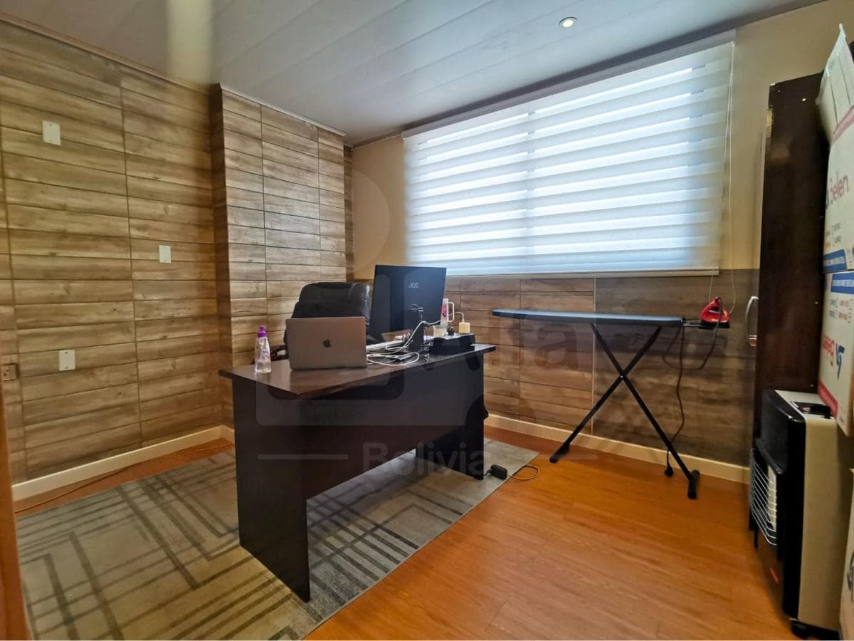 Foto de DEPARTAMENTO EN ANTICRÉTICO (ZONA CÉNTRICA)