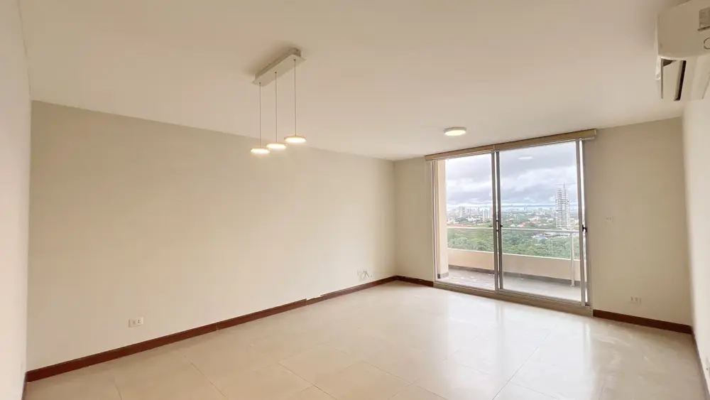 Foto de DPTO DE 3 HABITACIONES TORRES SOLARIS