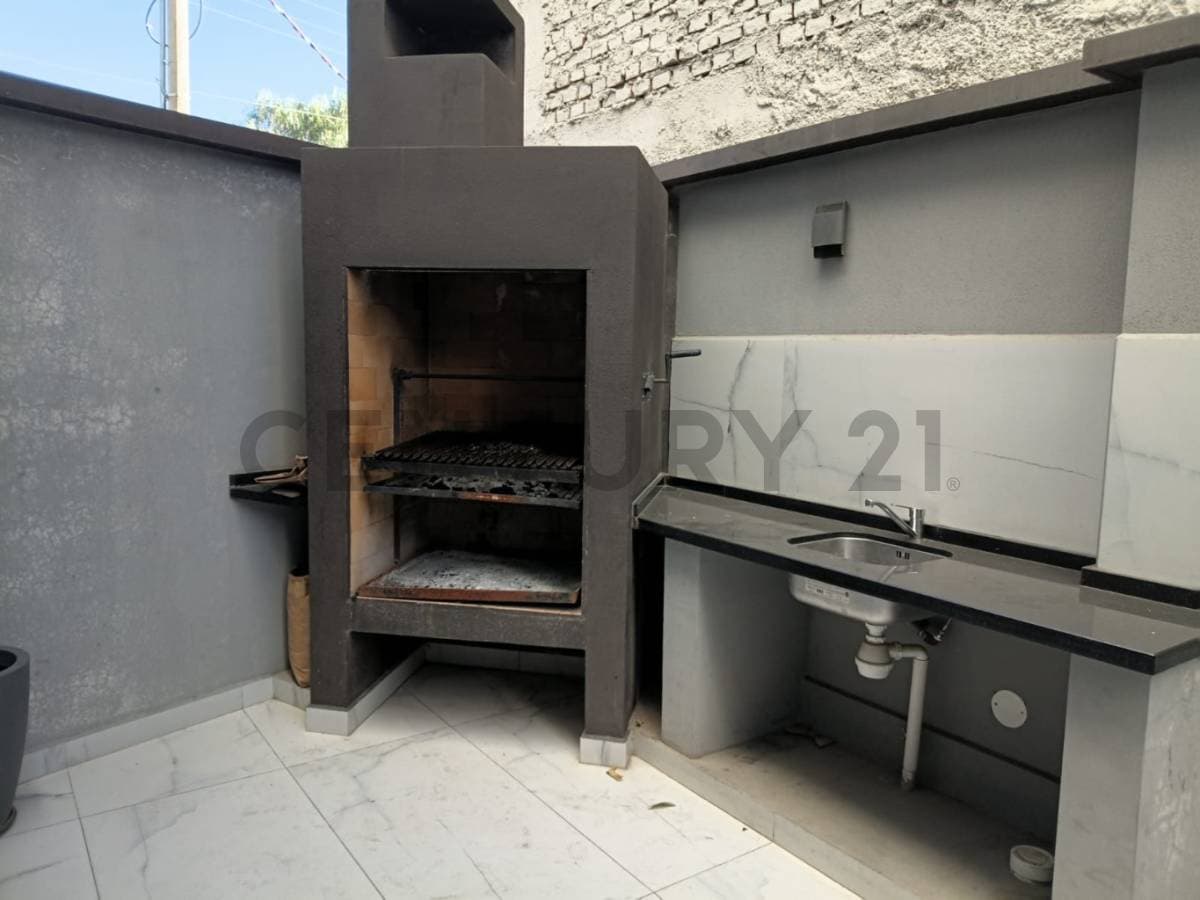 Foto de MONOAMBIENTE EN ALQUILER ZONA SARCOBAMBA SEMI AMOBLADO