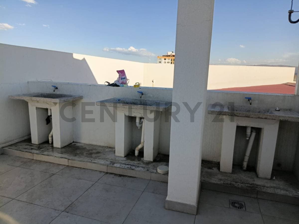 Foto de MONOAMBIENTE EN ALQUILER ZONA SARCOBAMBA SEMI AMOBLADO