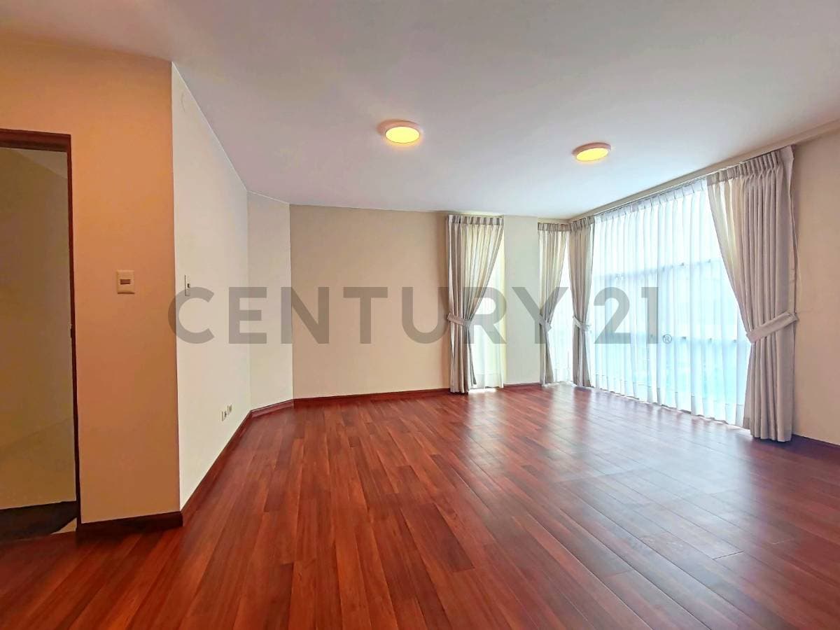 Foto de Estrena departamento en alquiler, Calacoto Av. Fuerza Naval y calle 25