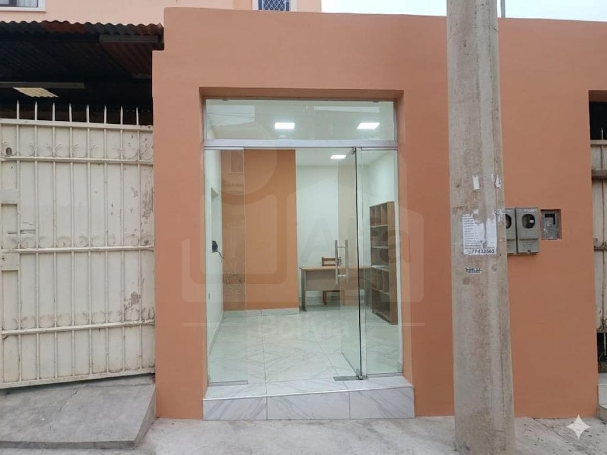 Foto de Tienda en Anticrético 12 m2 , zona norte cerca templo mormón.