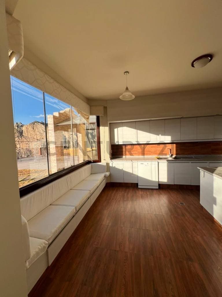 Foto de EXLUSIVA CASA EN ANTICRÉTICO | LA FLORIDA – URB. LOS SAUCES