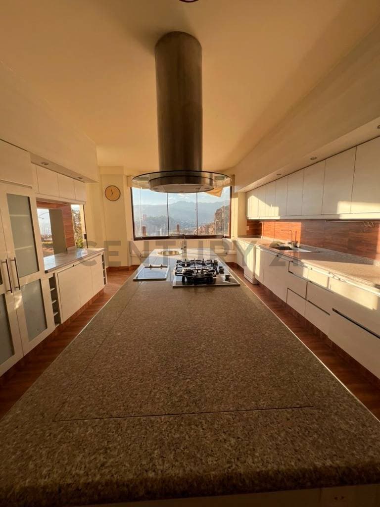 Foto de EXLUSIVA CASA EN ANTICRÉTICO | LA FLORIDA – URB. LOS SAUCES