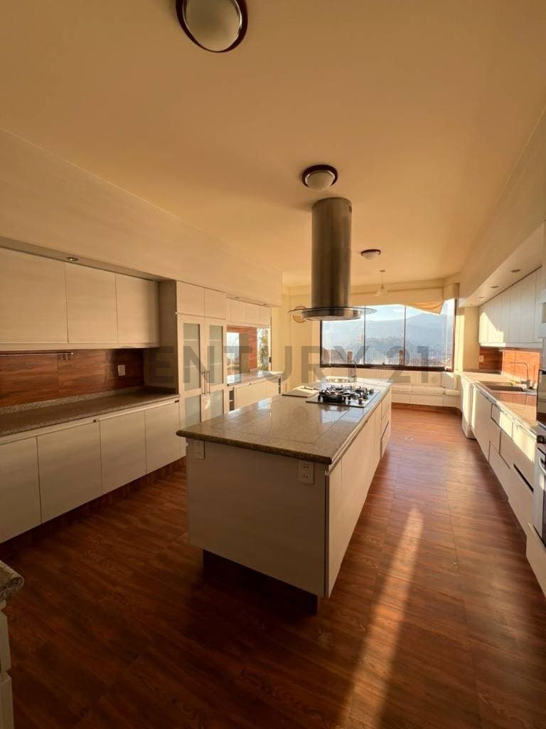Foto de EXLUSIVA CASA EN ANTICRÉTICO | LA FLORIDA – URB. LOS SAUCES