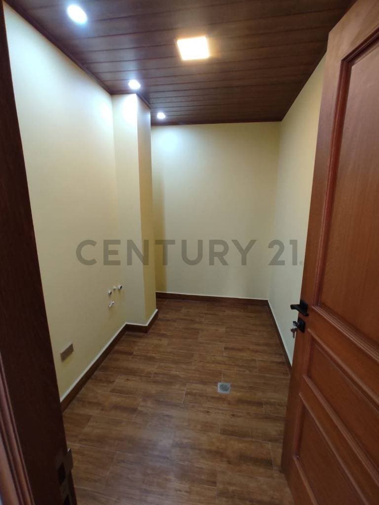 Foto de DEPARTAMENTO NUEVO DE 2 DORMITORIOS EN ALQUILER CON GARAJE!!!