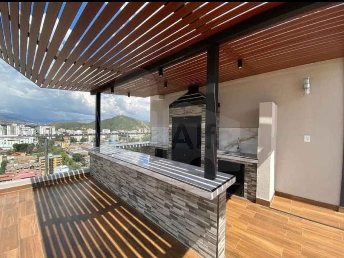 Foto de DEPARTAMENTO DE LUJO AMOBLADO DE 3 HAB. EN ANTICRÉTICO – ZONA NORTE