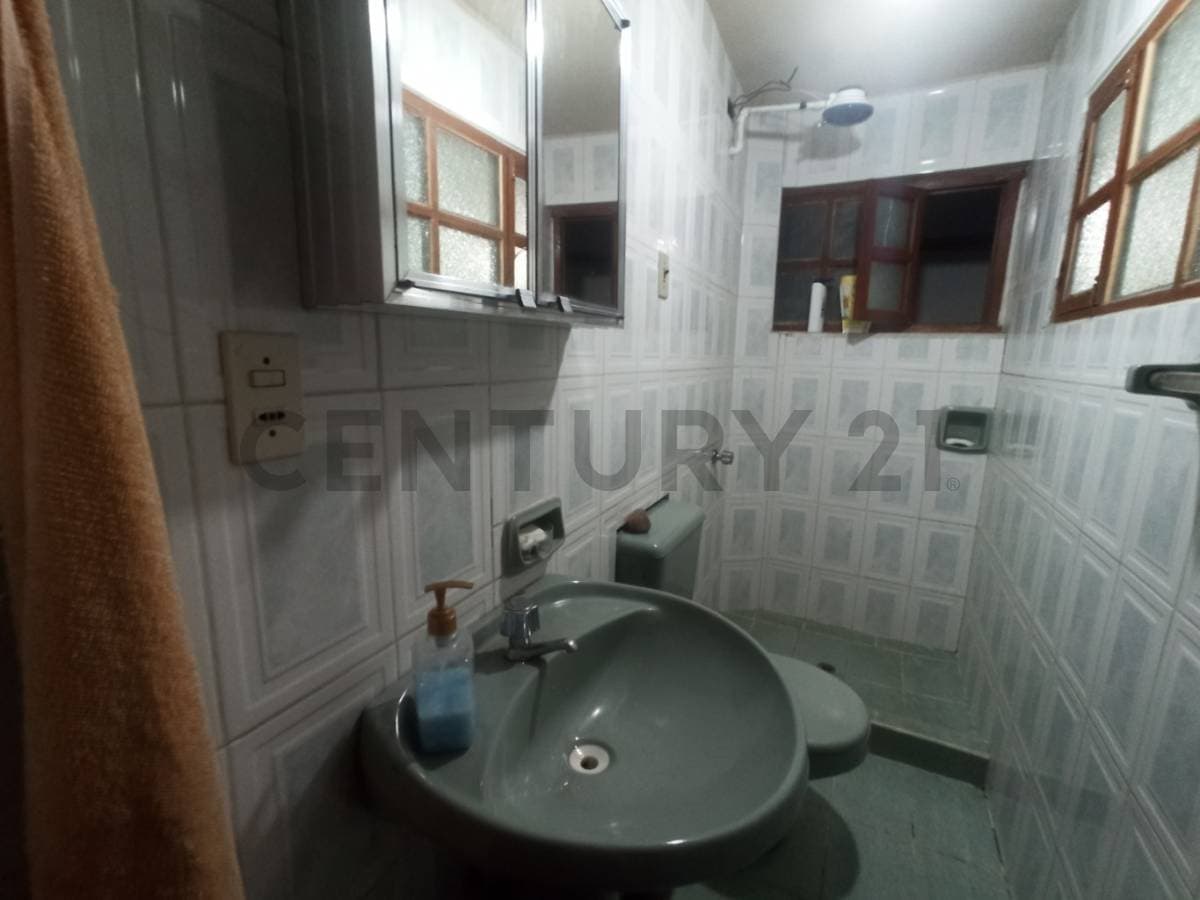 Foto de DEPARTAMENTO EN ALQUILER EN CALLE FINAL PADILLA