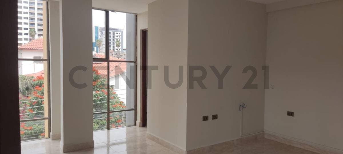 Foto de CENTRICO DEPARTAMENTO DE DOS DORMITORIOS