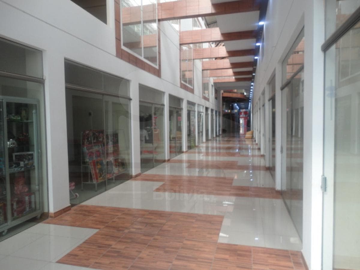Foto de Local Comercial J17 Mutitiendas Brisas del Sur (Loreto)