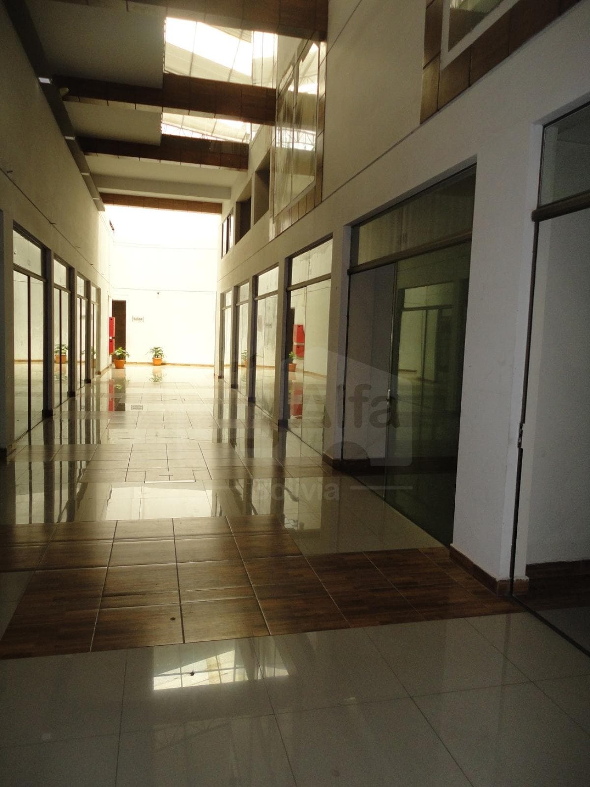 Foto de Local Comercial J17 Mutitiendas Brisas del Sur (Loreto)