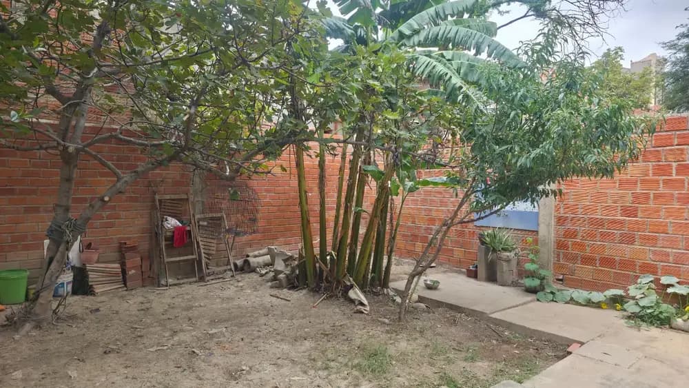Foto de Casa en Venta – Barrio Moto Méndez | Frente a la Plaza Roberto Cassap, Tarija