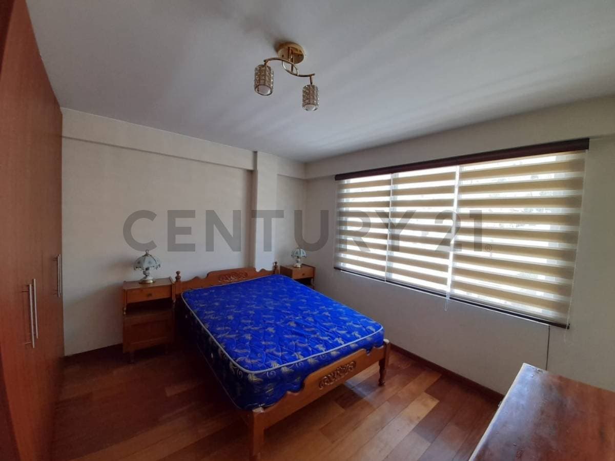 Foto de DEPARTAMENTO DE 1 DORMITORIO EN ALQUILER – BAJO SEGUENCOMA