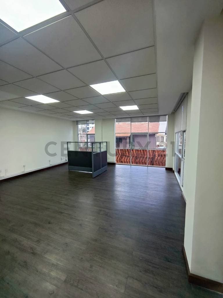 Foto de OFICINA CON TERRAZA PRIVADA EN ALQUILER EN SAN MIGUEL