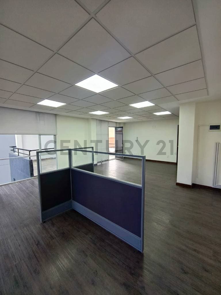 Foto de OFICINA CON TERRAZA PRIVADA EN ALQUILER EN SAN MIGUEL