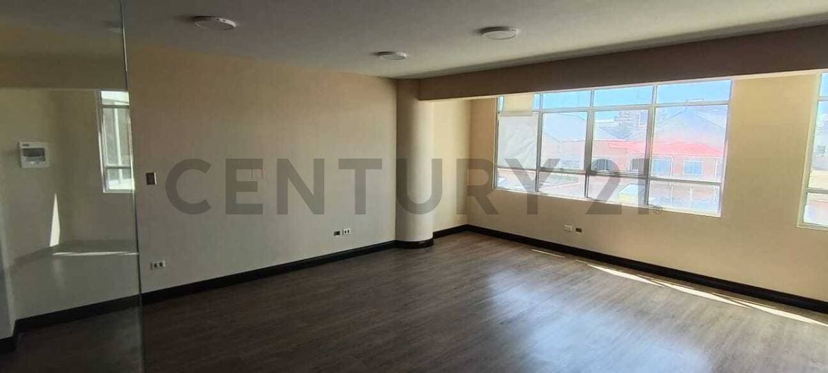 Foto de OFICINA NUEVA A ESTRENAR #4 PISO 2 EN ALQUILER – OSCAR MALLS, EL ALTO