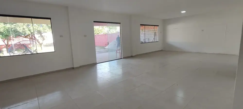 Foto de CASA EN ANTICRETICO O VENTA ZONA ESTE Urb Las Maras