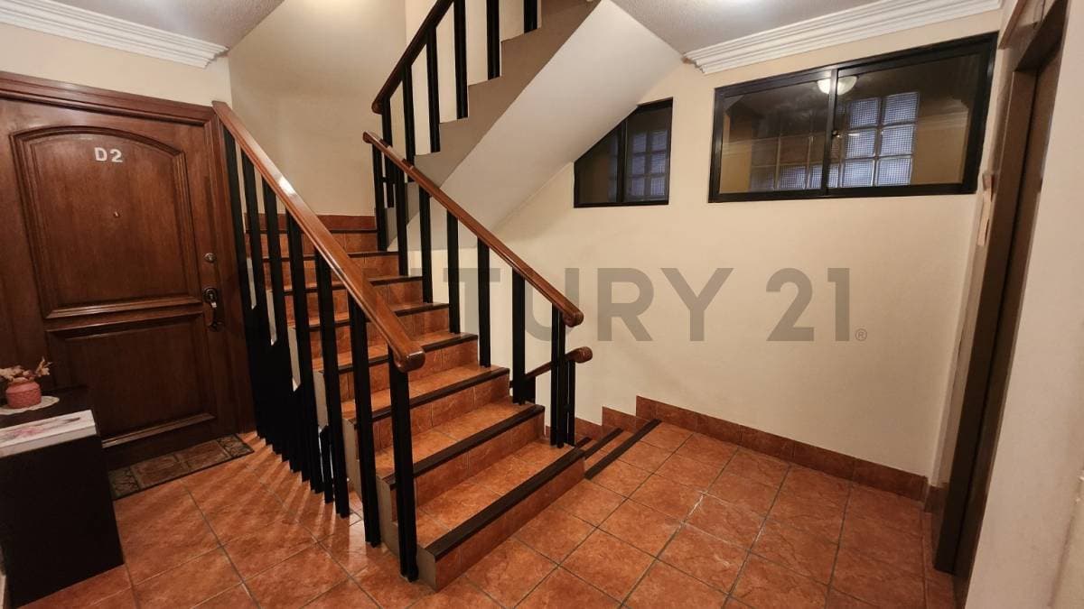 Foto de DEPARTAMENTO EN VENTA – 3 DORMITORIOS | ACHUMANI