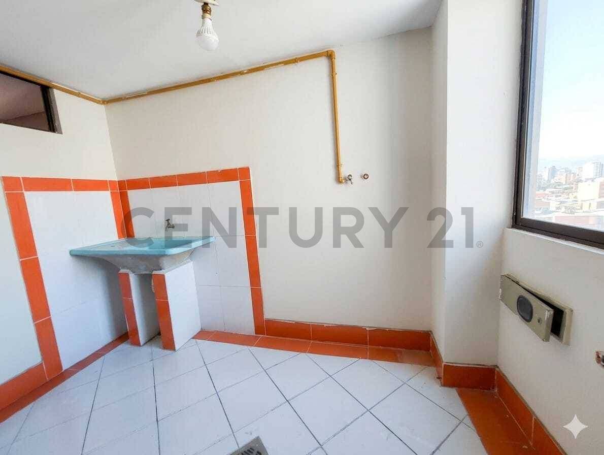 Foto de DEPARTAMENTO EN ALQUILER EN VILLA FATIMA ALTURA PLAZA DEL MAESTRO