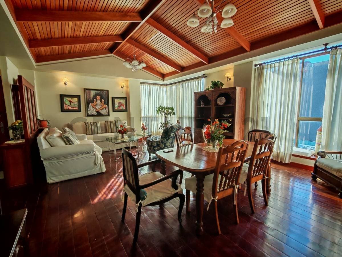 Foto de HERMOSO PENTHOUSE EN ALQUILER AMOBLADO 3D – CALACOTO CALLE 20