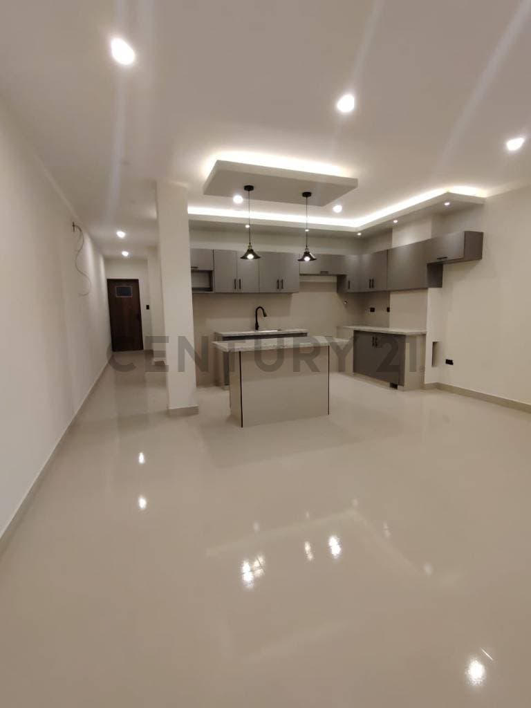 Foto de HERMOSO DEPARTAMENTO DE DOS DORMITORIOS EN ALQUILER ZONA DEL MERCADO CAMPESINO