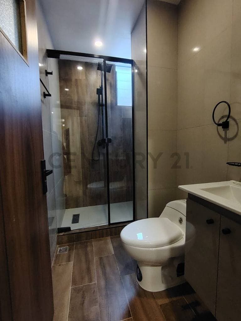 Foto de HERMOSO DEPARTAMENTO DE DOS DORMITORIOS EN ALQUILER ZONA DEL MERCADO CAMPESINO