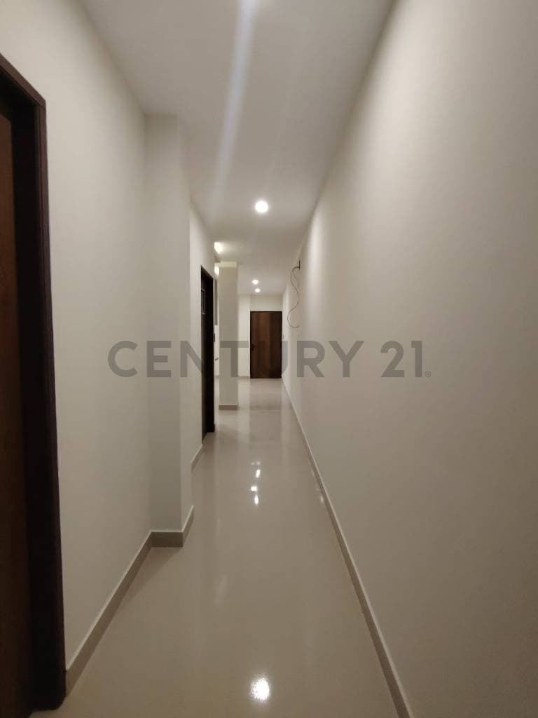 Foto de HERMOSO DEPARTAMENTO DE DOS DORMITORIOS EN ALQUILER ZONA DEL MERCADO CAMPESINO