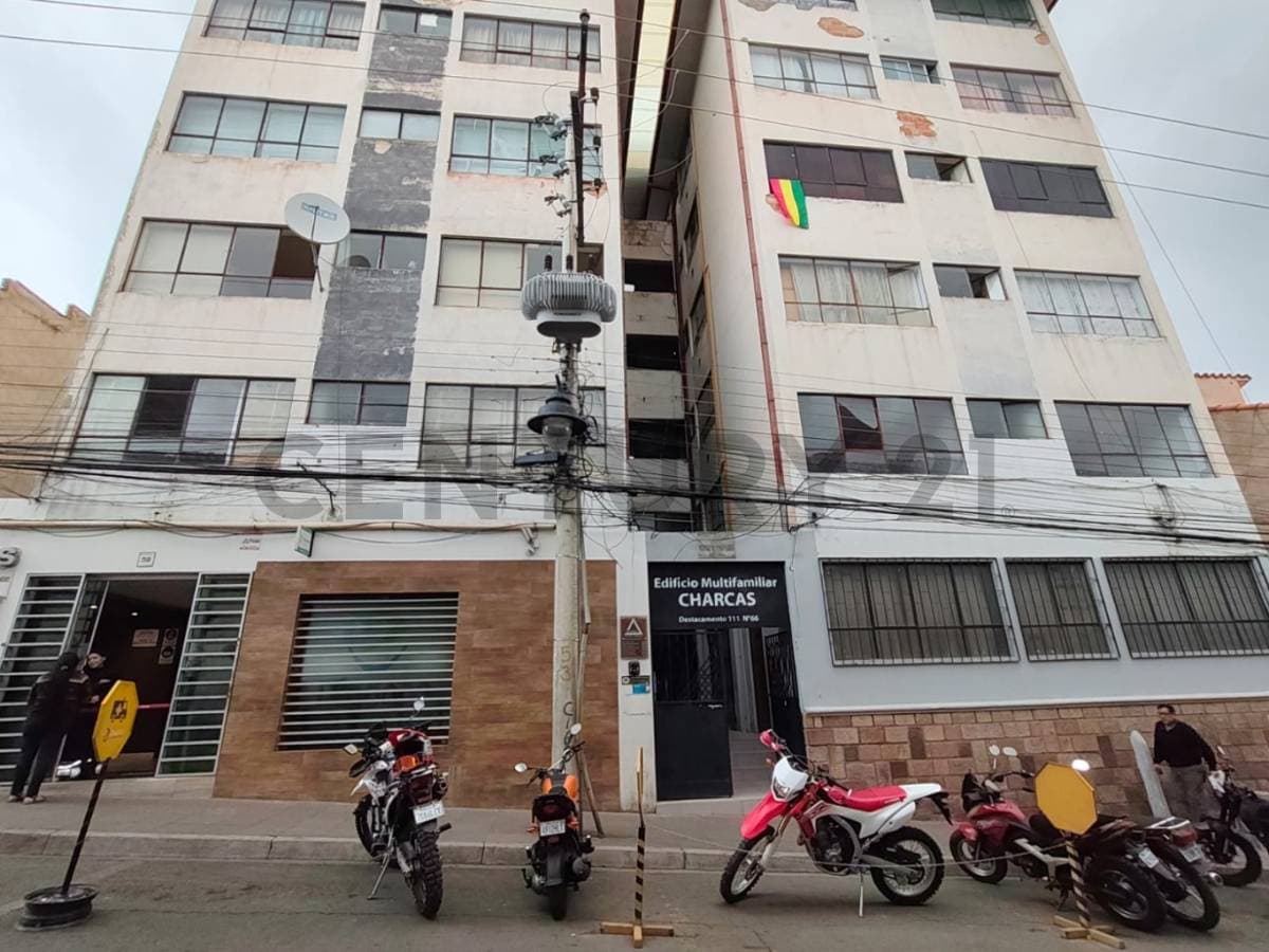 Foto de CONSULTORIOS EN ALQUILER EN EL EDIFICIO MULTIFAMILIAR CHARCAS
