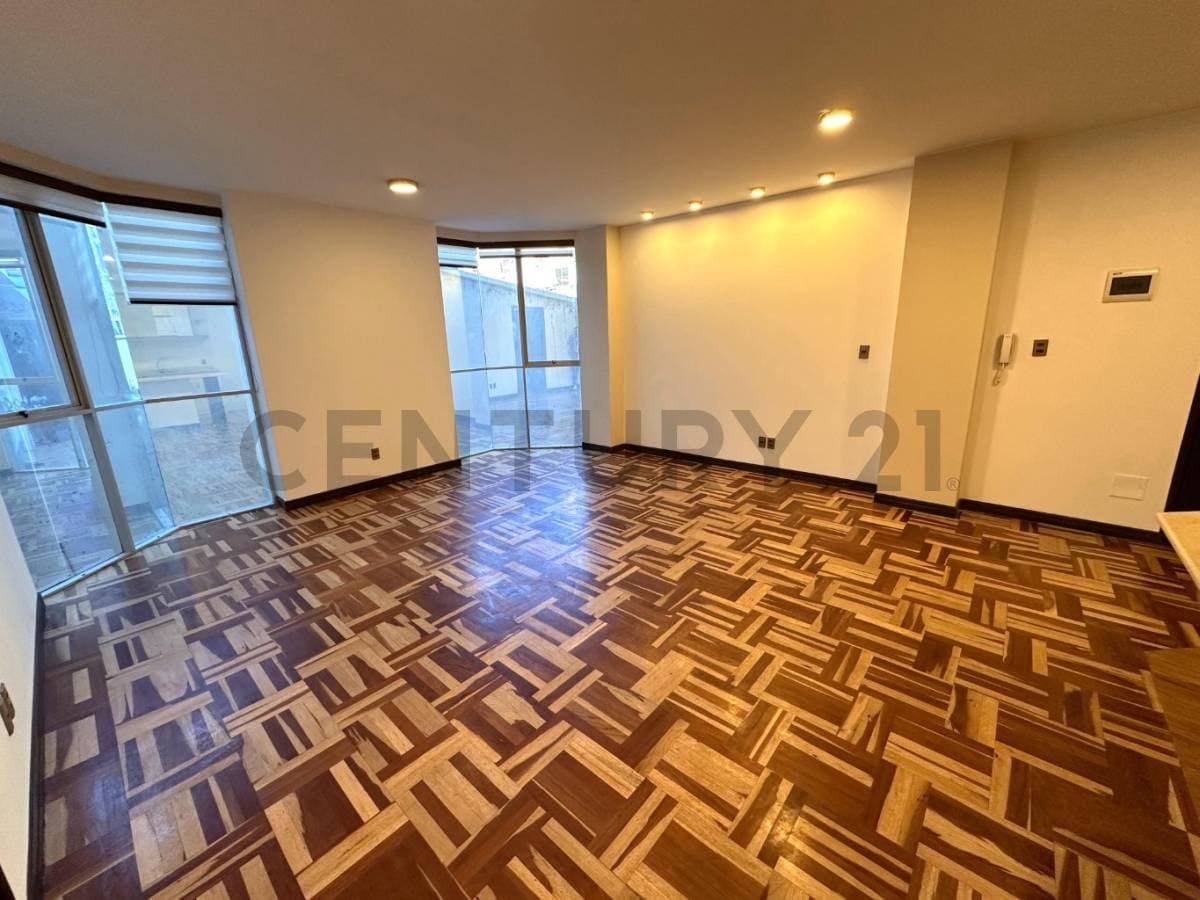 Foto de DEPARTAMENTO 1D EN ALQUILER C/ PARQUEO EN COTA COTA C/30