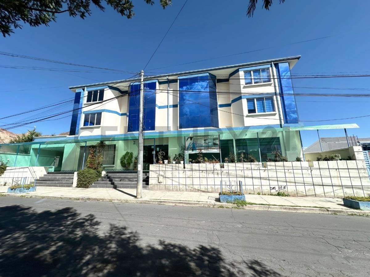 Foto de DEPARTAMENTO 1D EN ALQUILER C/ PARQUEO EN COTA COTA C/30