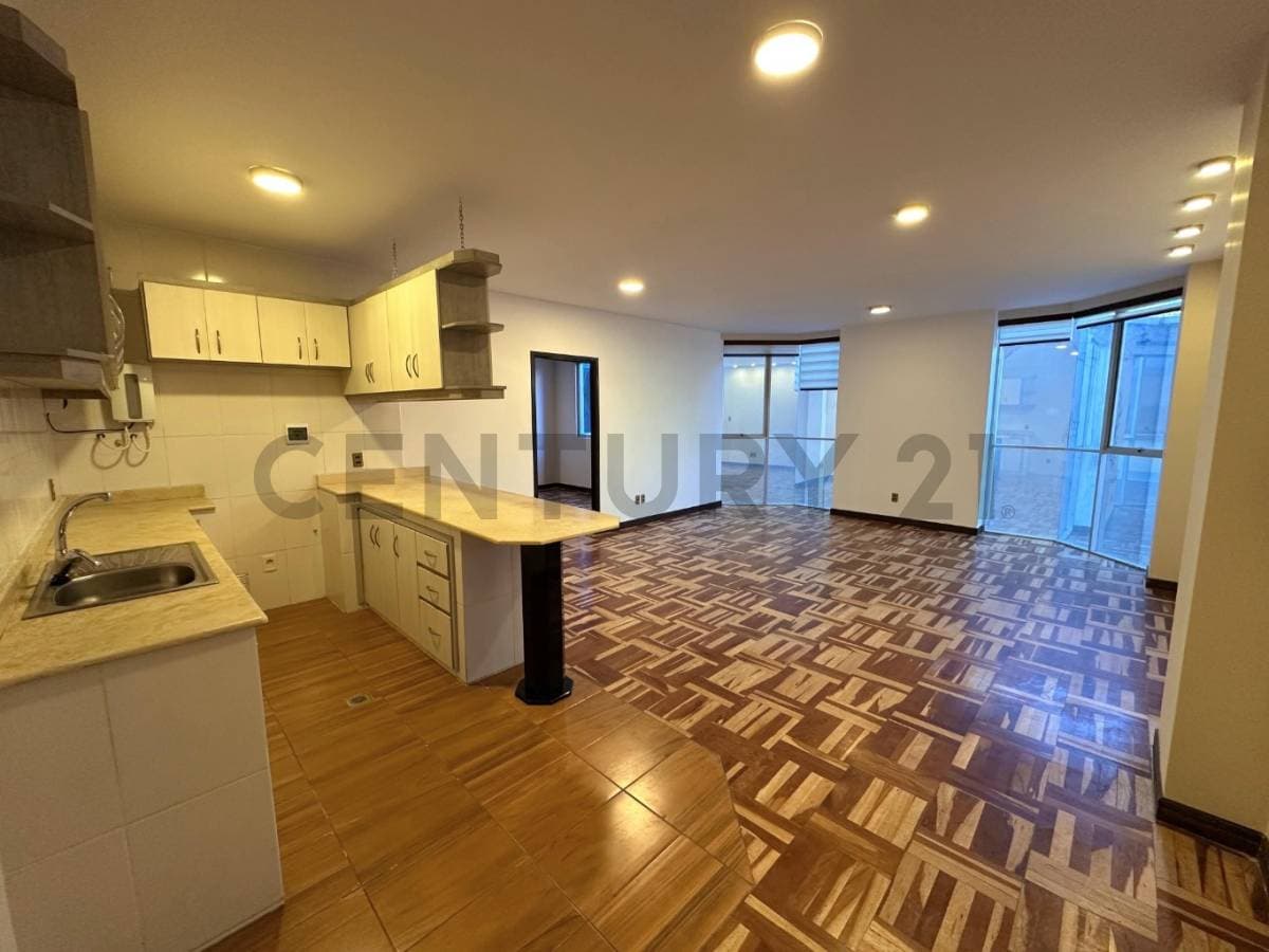 Foto de DEPARTAMENTO 1D EN ALQUILER C/ PARQUEO EN COTA COTA C/30