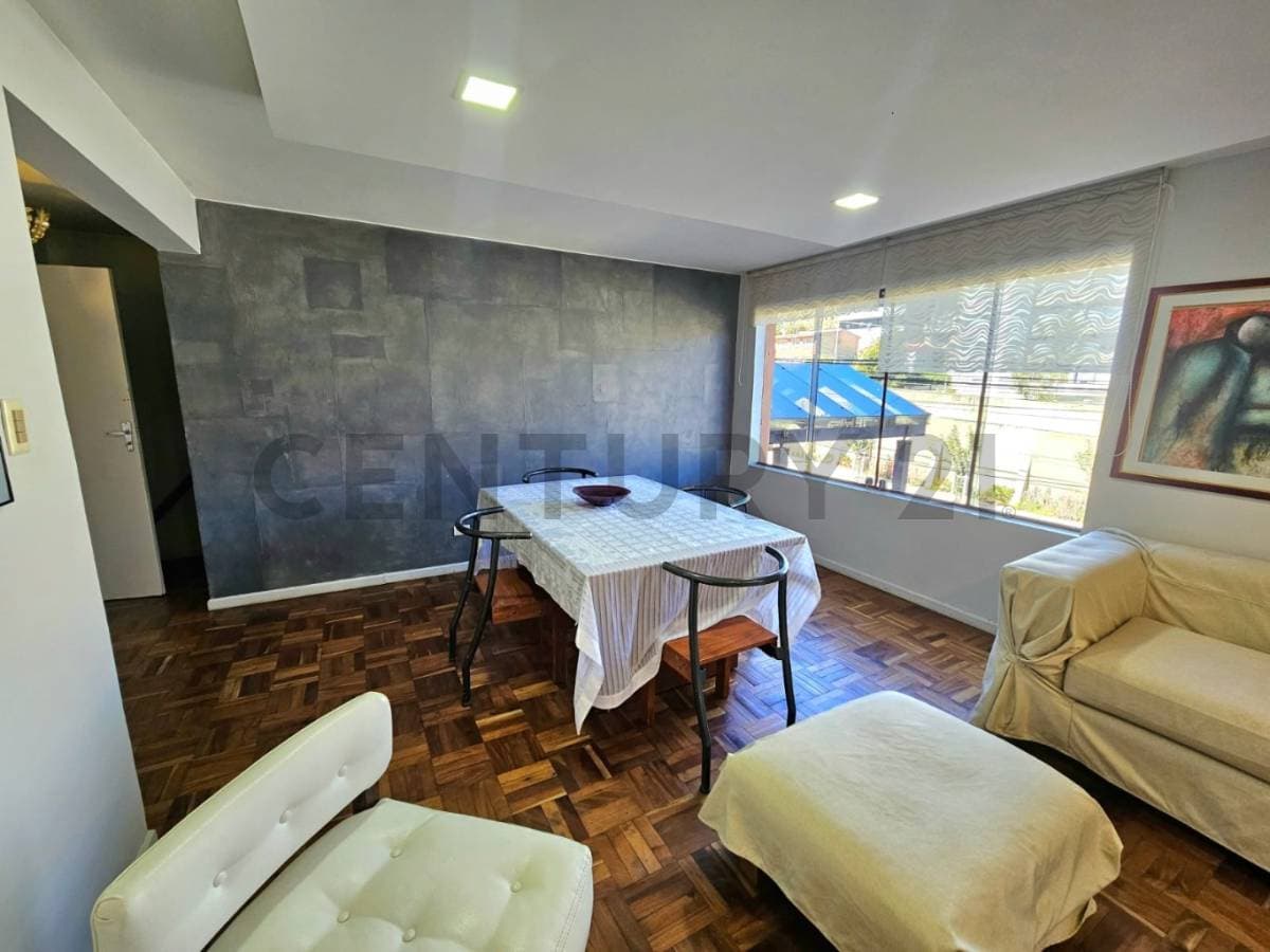 Foto de DEPARTAMENTO CON TERRAZA Y PARRILLERO PRIVADO - ACHUMANI CALLE 14