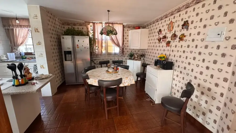 Foto de CASA PARA OFICINAS Y/O NEGOCIO