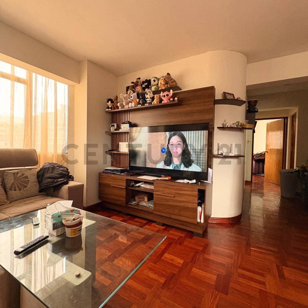 Foto de VENTA DE DEPARTAMENTO DE 2 DORMITORIO MIRAFLORES